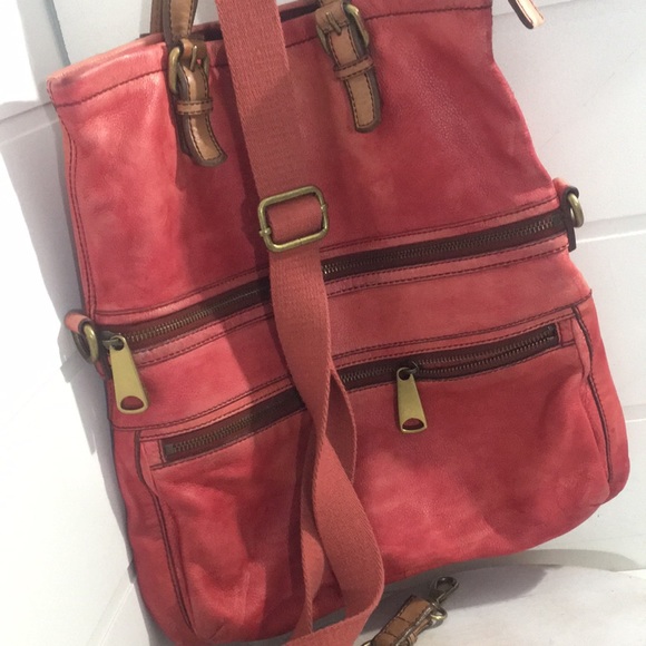 Vintage red leather Fossil Explorer shoulder overnight tote purse - Picture 6 of 10